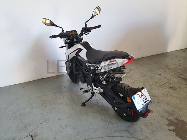 Benelli TNT 125 · Ano 2023