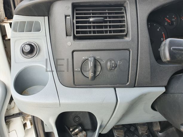 Ford Transit · Plataforma Elevatória · Ano 2007