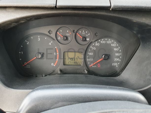 Ford Transit · Plataforma Elevatória · Ano 2007