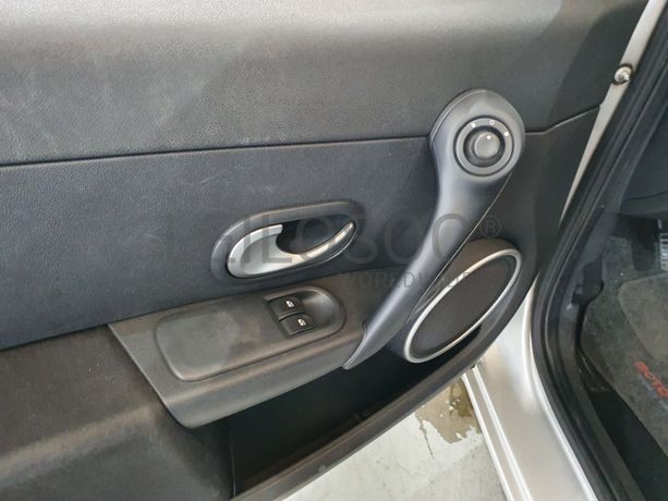 Renault Clio · Ano 2010