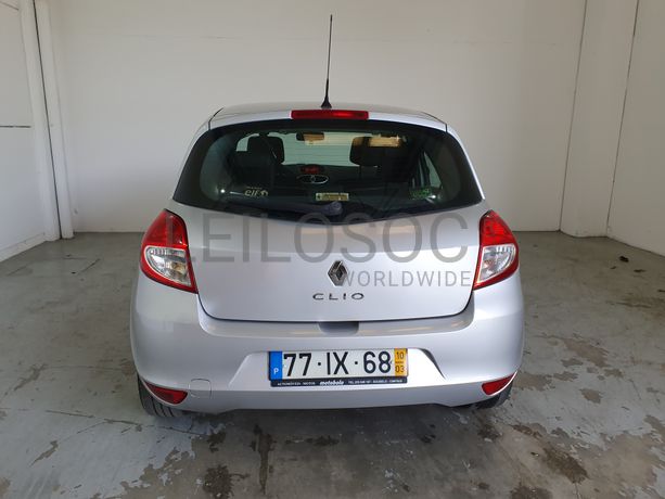 Renault Clio · Ano 2010