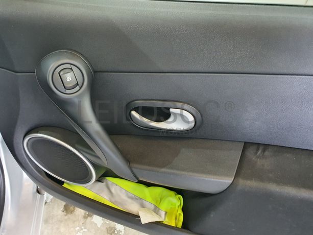 Renault Clio · Ano 2010