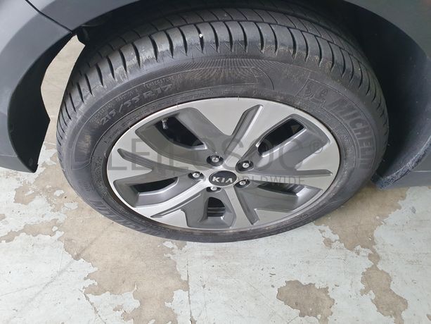 Kia E-Niro · Ano 2019