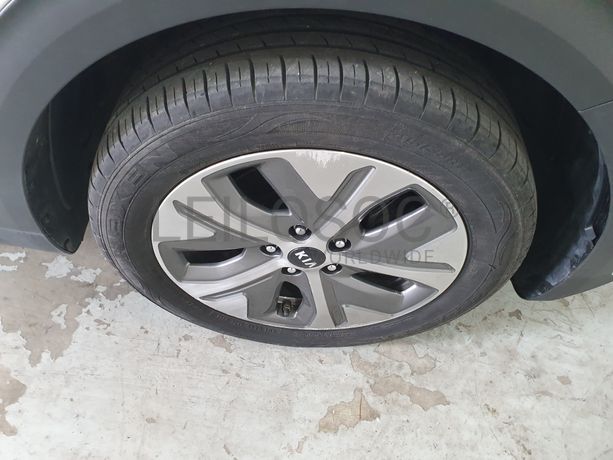 Kia E-Niro · Ano 2019