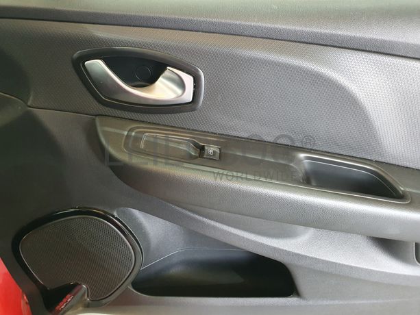 Renault Clio · Ano 2017