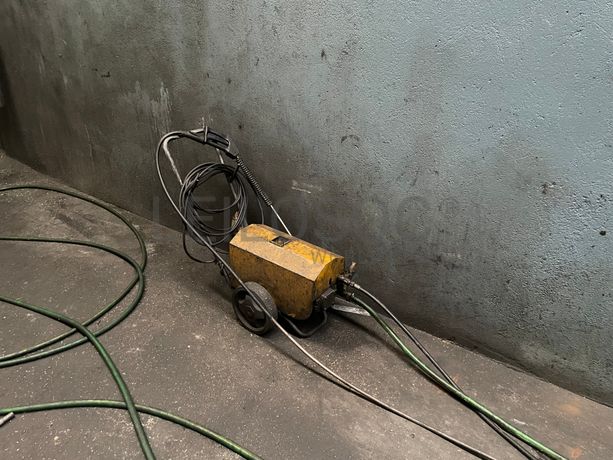 Bomba Combustível e Depósitos