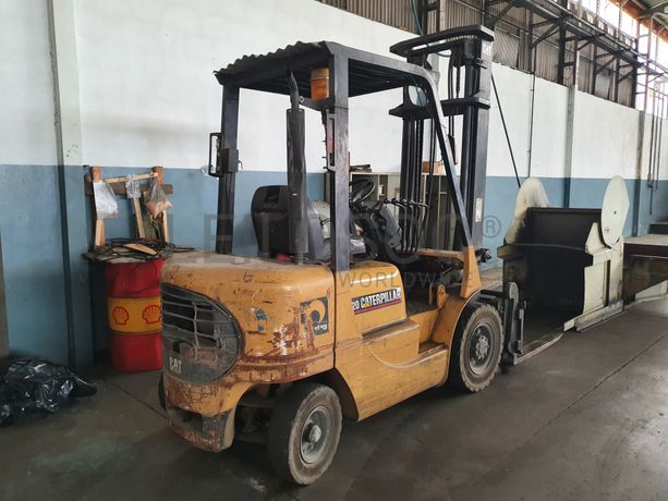 Empilhador Caterpillar 20 DP20K