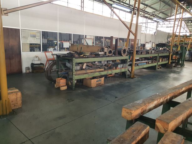 Bancadas de Trabalho · Ferramentas