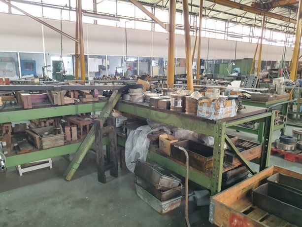 Bancadas de Trabalho · Ferramentas