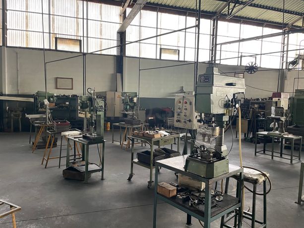 Máquinas Furar Diversas