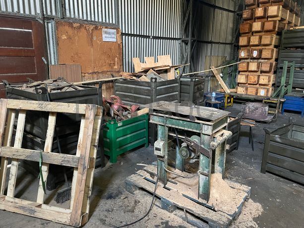 Serra Mesa · Caixotes Ferro