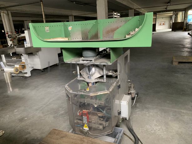 Máquina Embalar Parafusos Iman Pack M 900 Poly