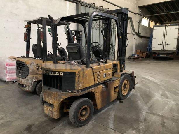 Empilhador Caterpillar 20