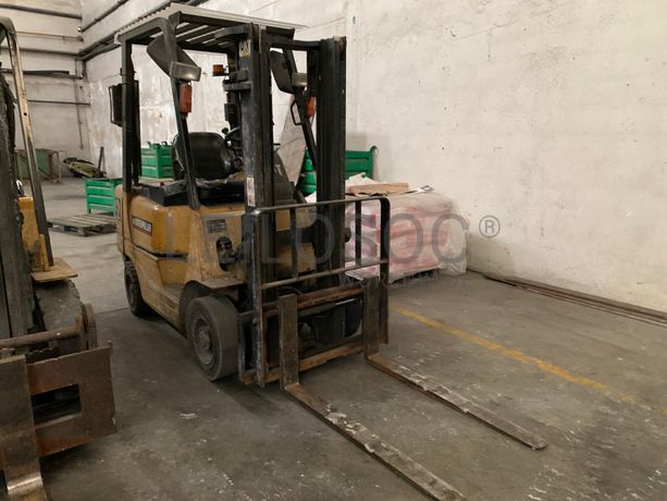 Empilhador Caterpillar 18