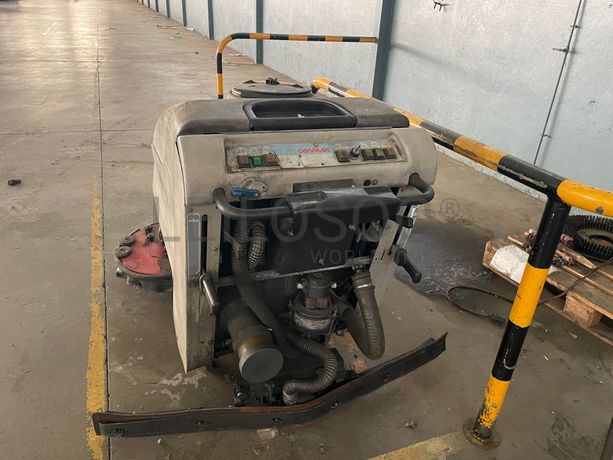 Máquina Lavar Chão Comac