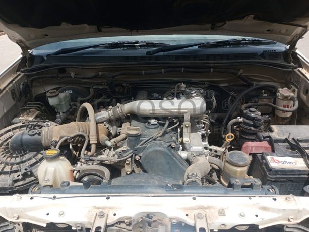 Toyota Hilux 2.5 · Ano 2015