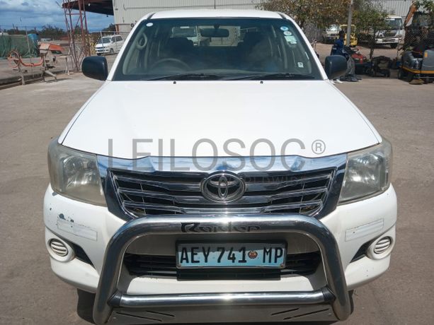Toyota Hilux 2.5 · Ano 2015