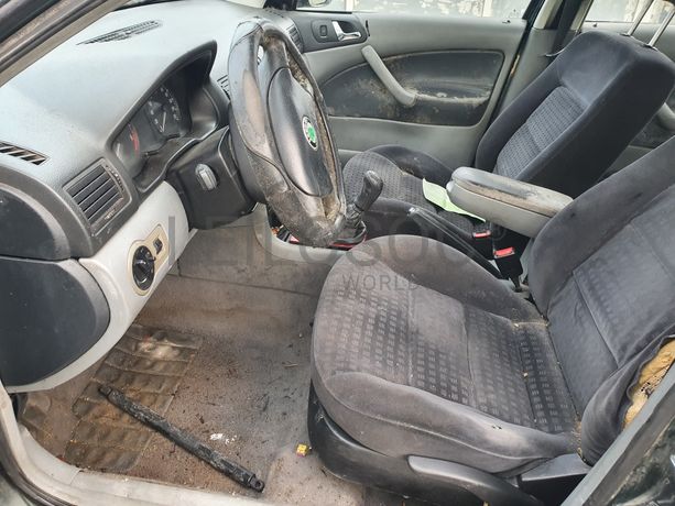 Skoda Octávia · Ano 2000