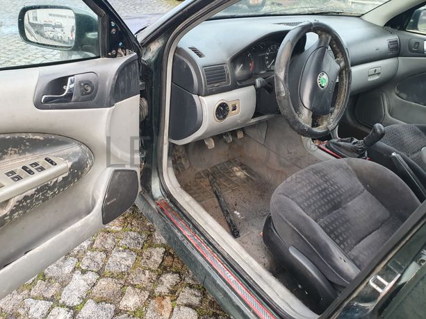 Skoda Octávia · Ano 2000