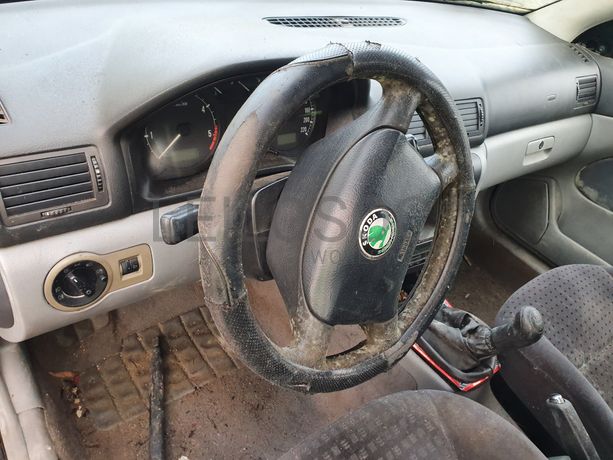 Skoda Octávia · Ano 2000