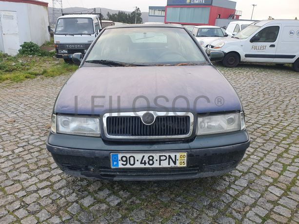 Skoda Octávia · Ano 2000
