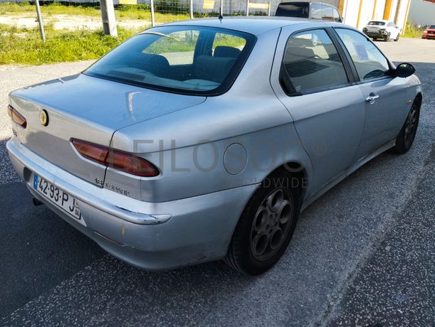 Alfa Romeu 156  Sedan 1.6 16V Twin Spark · Ano 2000 