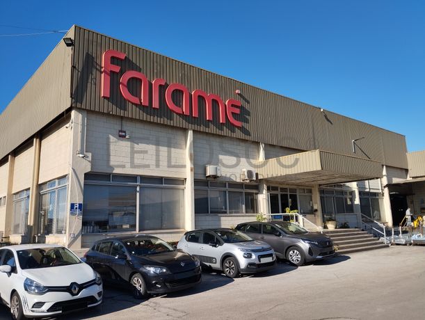 Armazém Industrial · Sintra