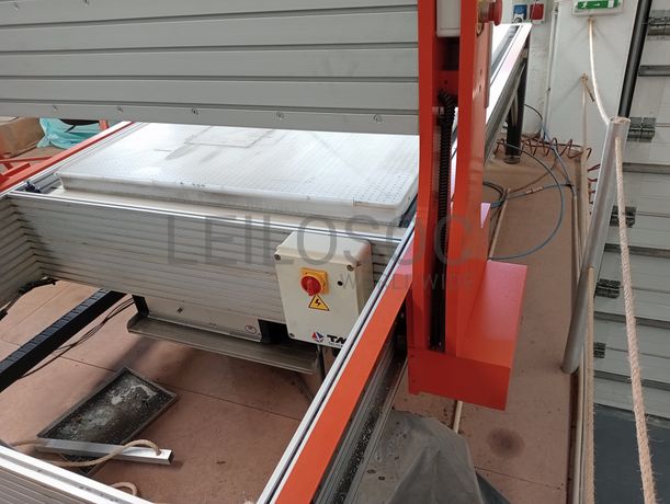 CNC · Máquina de Lavar Chão