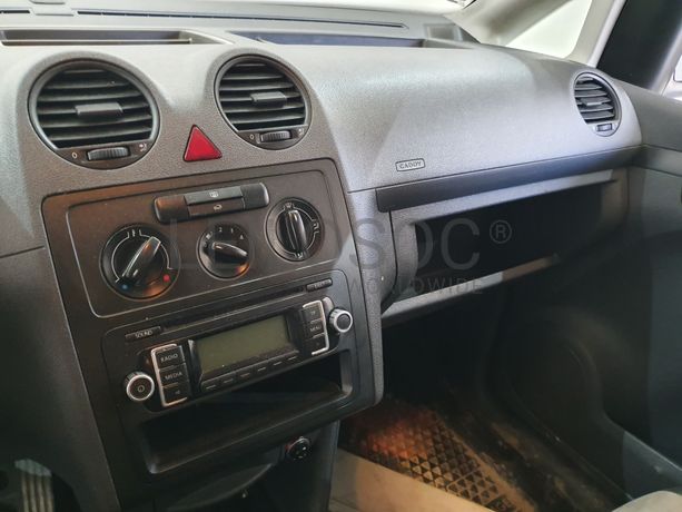 Volkswagen Caddy · Ano 2010