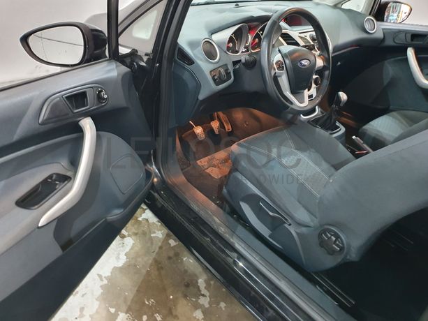 Ford Fiesta · Ano 2010