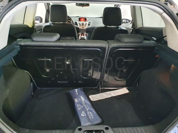 Ford Fiesta · Ano 2010