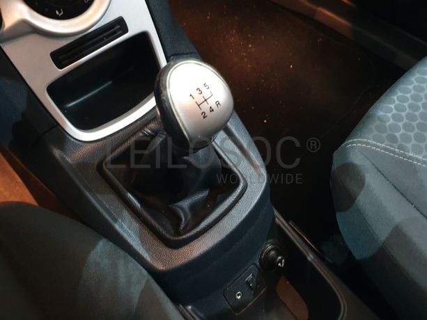 Ford Fiesta · Ano 2010