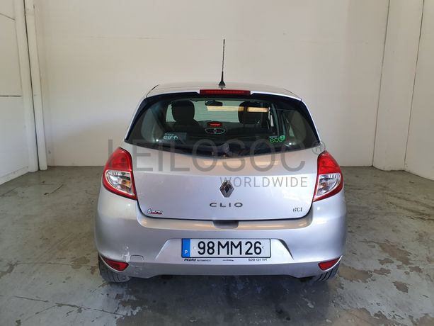 Renault Clio · Ano 2011