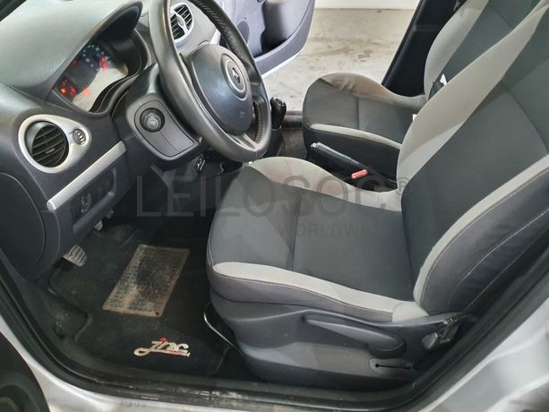 Renault Clio · Ano 2011