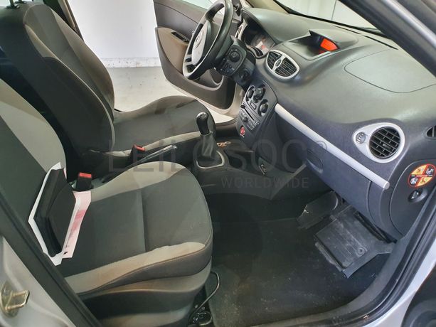 Renault Clio · Ano 2011