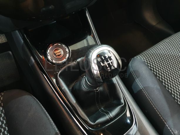 Nissan Pulsar · Ano 2015