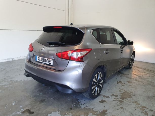 Nissan Pulsar · Ano 2015