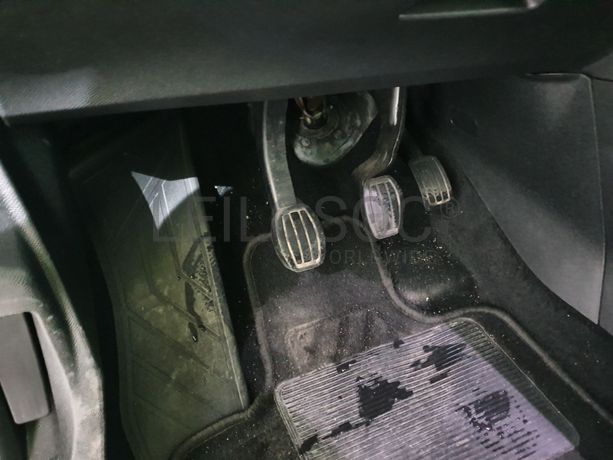 Peugeot 3008 · Ano 2017