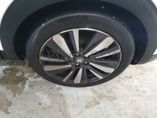 Peugeot 3008 · Ano 2017