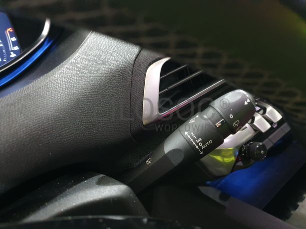 Peugeot 3008 · Ano 2017