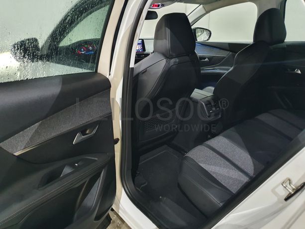 Peugeot 3008 · Ano 2017