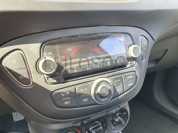 Opel Corsa · Ano 2016