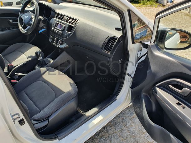 Kia Rio · Ano 2012