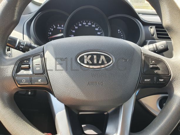 Kia Rio · Ano 2012