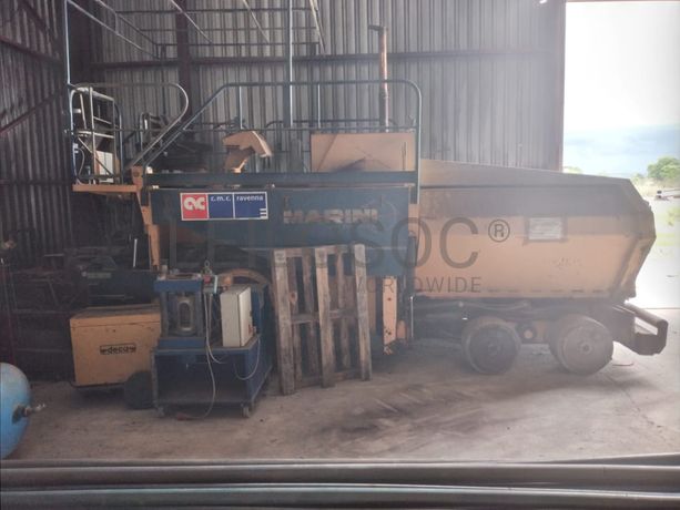 Pavimentadora de asfalto MARINI MF564