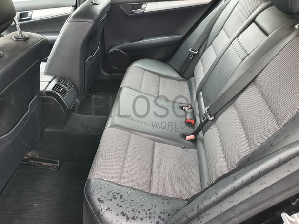 Mercedes-Benz C220 · Ano 2010