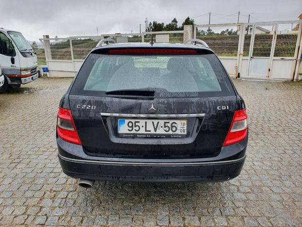 Mercedes-Benz C220 · Ano 2010