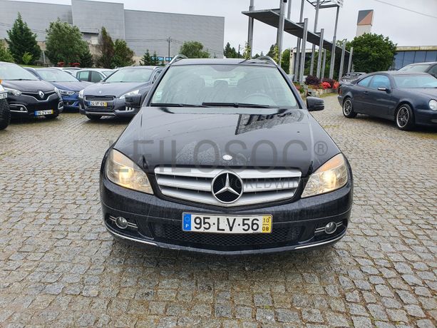 Mercedes-Benz C220 · Ano 2010