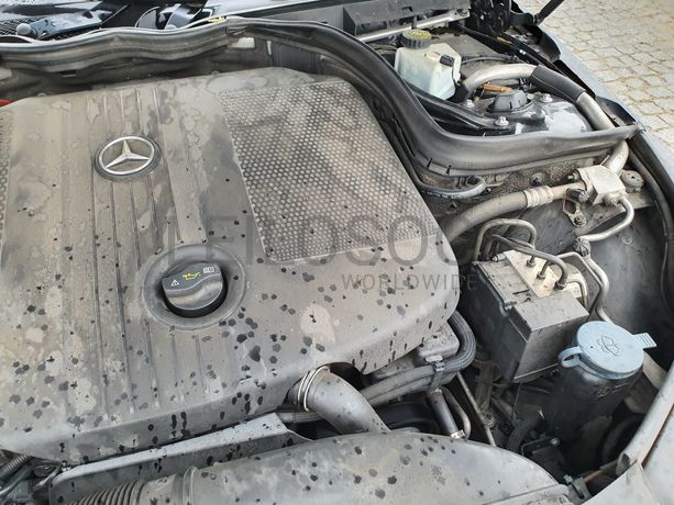Mercedes-Benz C220 · Ano 2010