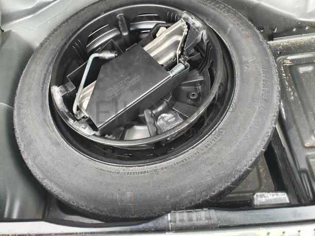 Mercedes-Benz C220 · Ano 2010